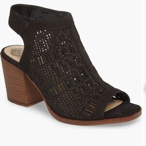 Vince Camuto Keannie Sandal | Vince Black Sandal | Vince Camuto Open Toe Black